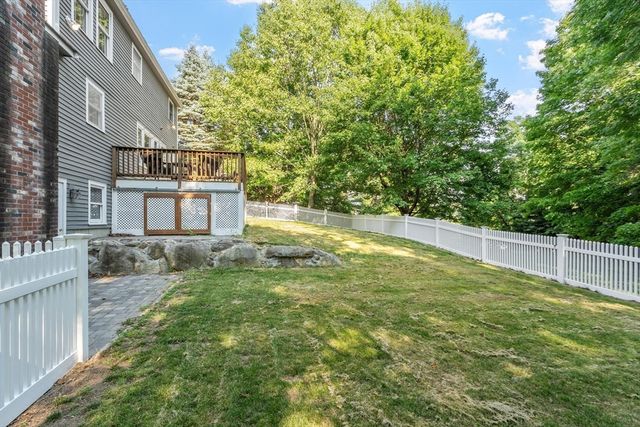16 Abel Jones Pl, Acton, MA 01720