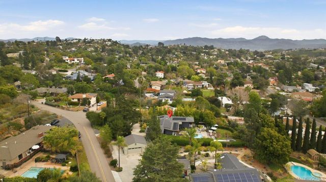 4228 Calavo Dr, La Mesa, CA 91941