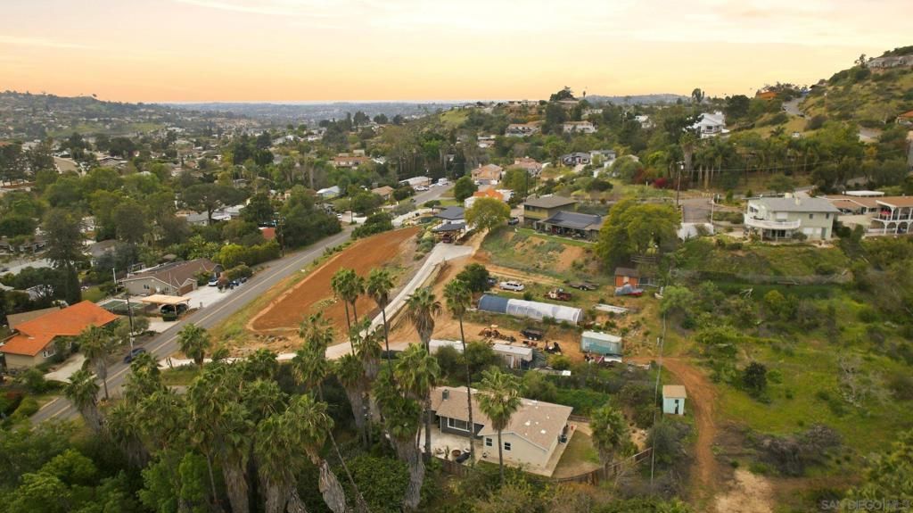 Image 48 of property listing at 4228 Calavo Dr, La Mesa, CA 91941