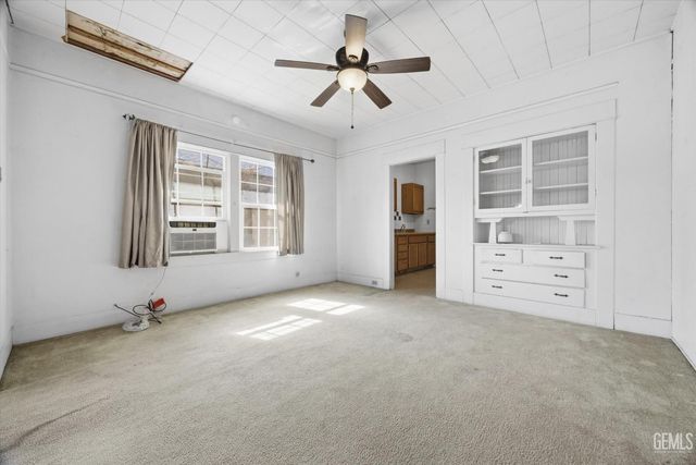 907 Monterey Street, Bakersfield, CA 93305