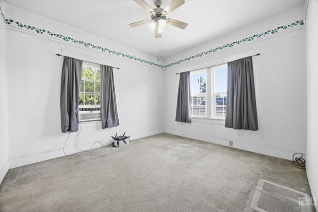 907 Monterey Street, Bakersfield, CA 93305
