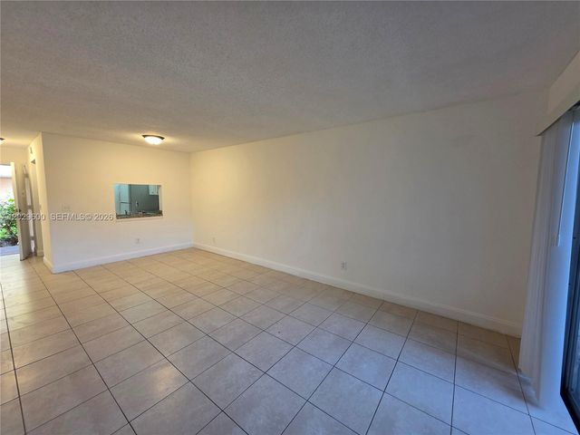 2800 NW 56th Avenue F104, Lauderhill, FL 33313