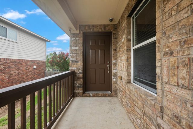 382 Bloomsbury DR, Kyle, TX 78640
