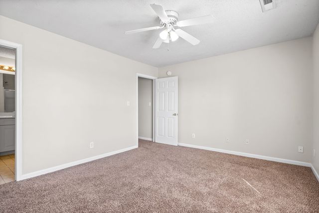 3822 Jockey Dr Apt D, Clarksville, TN 37040