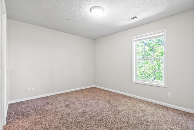 3822 Jockey Dr Apt D, Clarksville, TN 37040