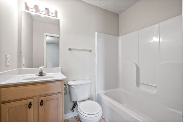 3822 Jockey Dr Apt D, Clarksville, TN 37040