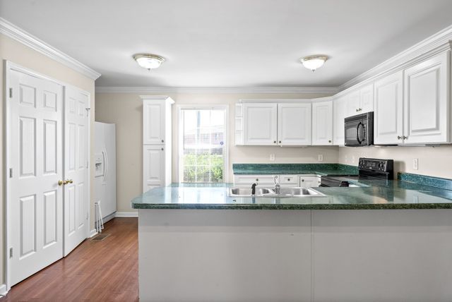 3822 Jockey Dr Apt D, Clarksville, TN 37040