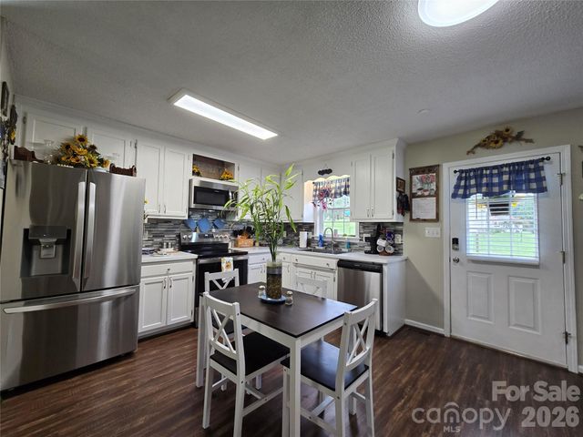 4714 Hoover Road, Vale, NC 28168