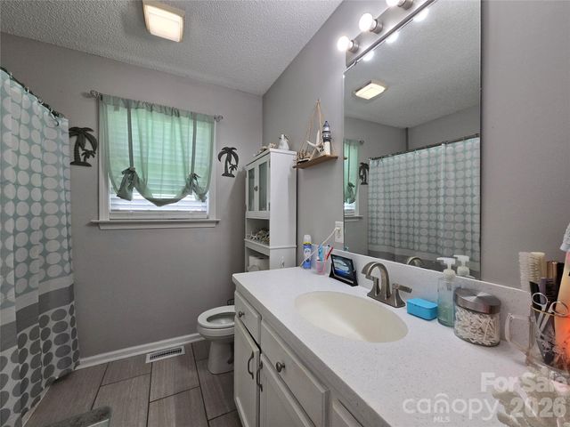 4714 Hoover Road, Vale, NC 28168