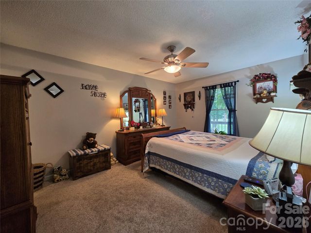 4714 Hoover Road, Vale, NC 28168