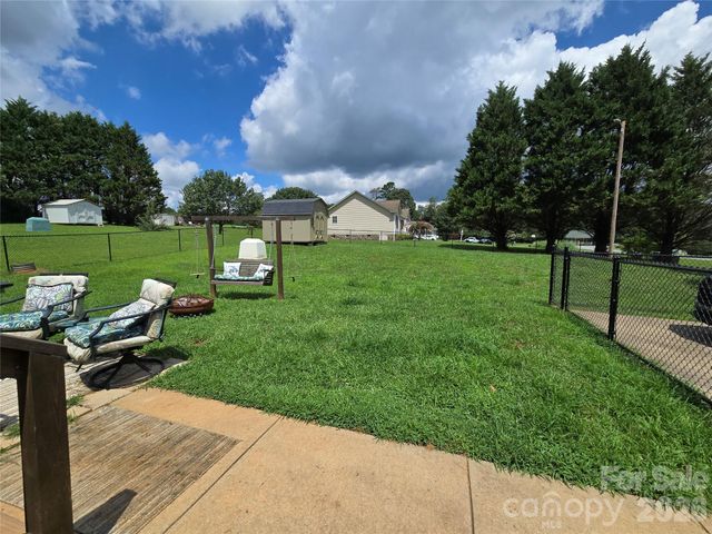 4714 Hoover Road, Vale, NC 28168