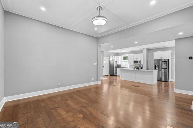 423 N White Street, Carrollton, GA 30117