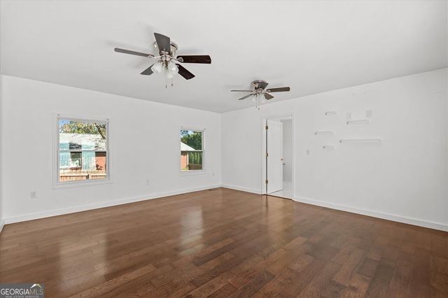423 N White Street, Carrollton, GA 30117