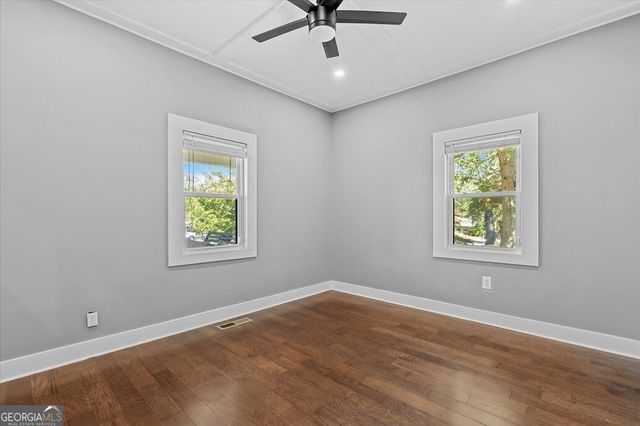 423 N White Street, Carrollton, GA 30117