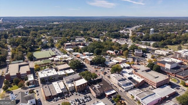 423 N White Street, Carrollton, GA 30117