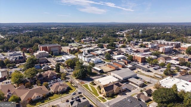 423 N White Street, Carrollton, GA 30117