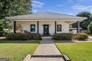 423 N White Street, Carrollton, GA 30117