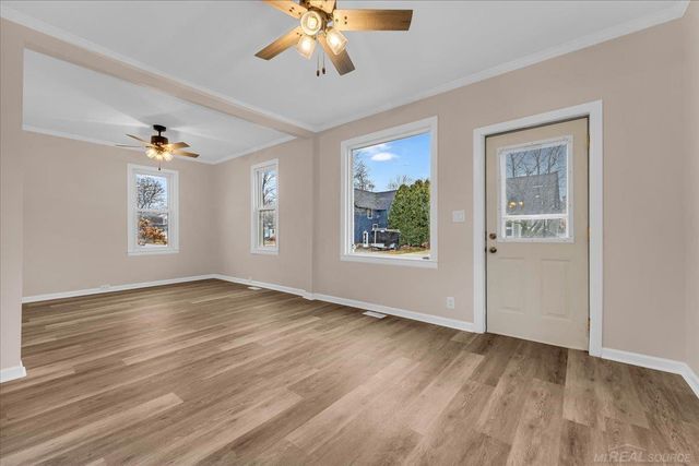 409 N Fifth Street, Saint Clair, MI 48079