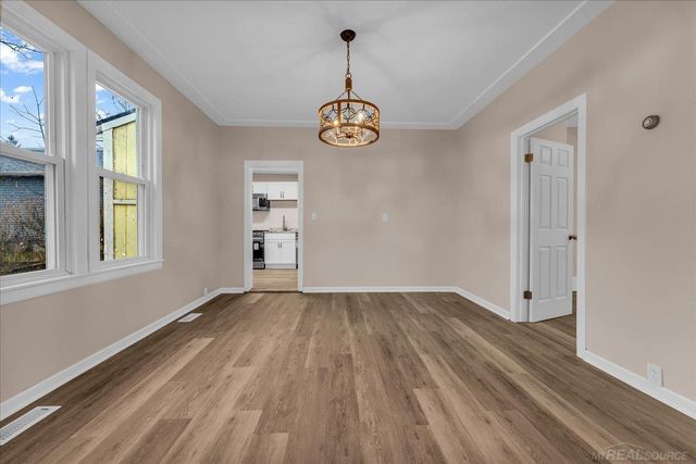 409 N Fifth Street, Saint Clair, MI 48079