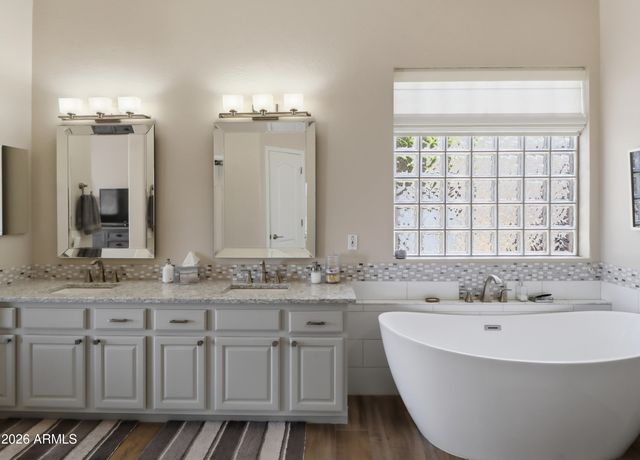 10604 E BUTHERUS Drive, Scottsdale, AZ 85255