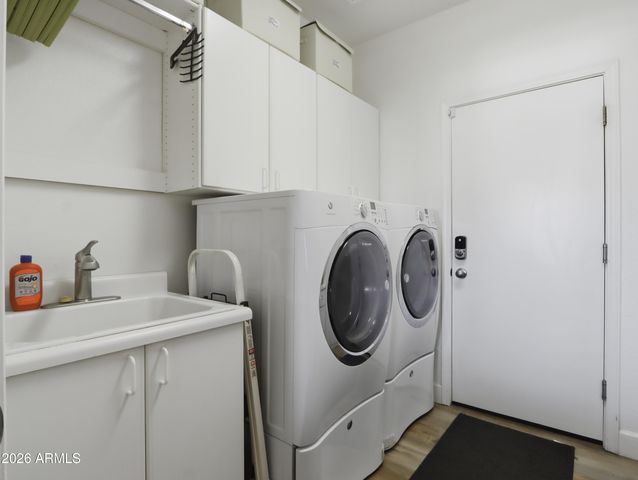 10604 E BUTHERUS Drive, Scottsdale, AZ 85255