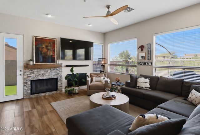 10604 E BUTHERUS Drive, Scottsdale, AZ 85255