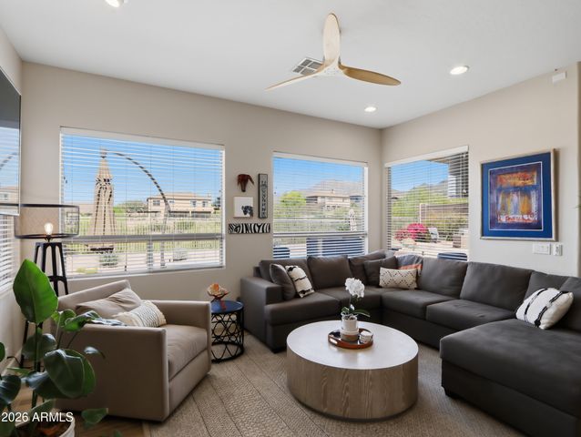 10604 E BUTHERUS Drive, Scottsdale, AZ 85255