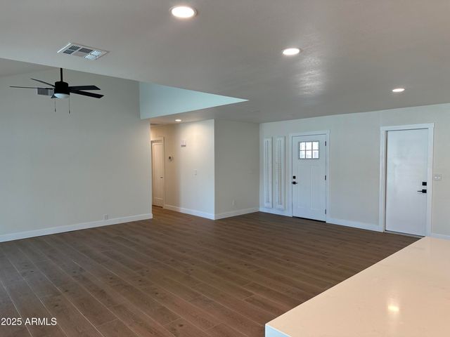 6712 E BEVERLY Lane, Scottsdale, AZ 85254