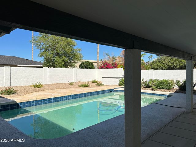 6712 E BEVERLY Lane, Scottsdale, AZ 85254