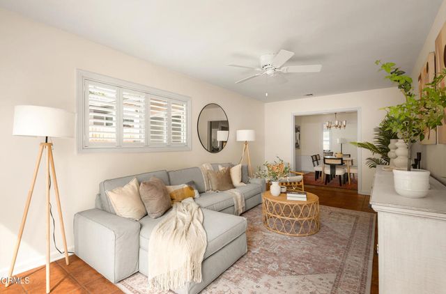 1587 N Harding Avenue, Pasadena, CA 91104