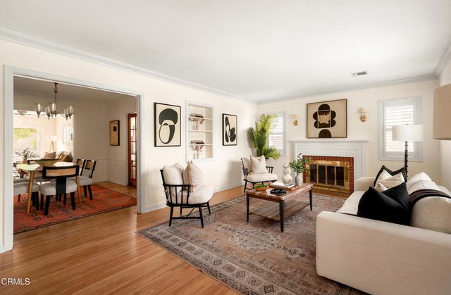 1587 N Harding Avenue, Pasadena, CA 91104