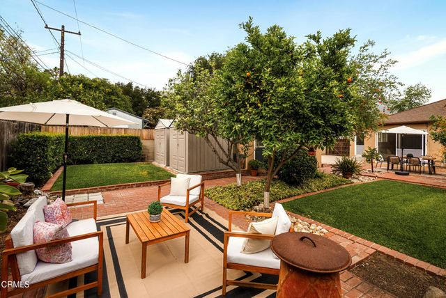 1587 N Harding Avenue, Pasadena, CA 91104