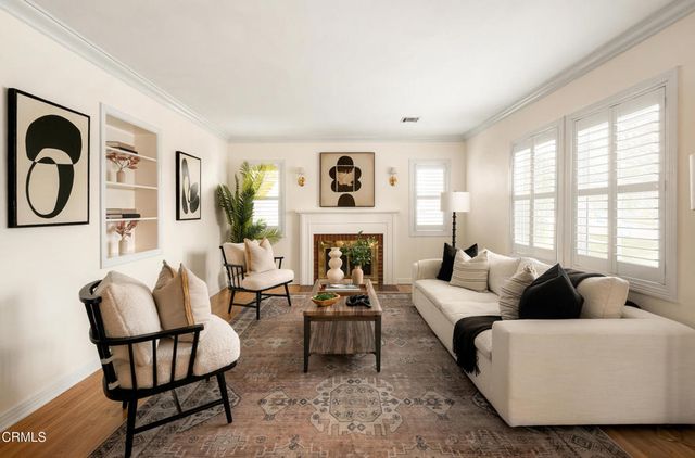 1587 N Harding Avenue, Pasadena, CA 91104