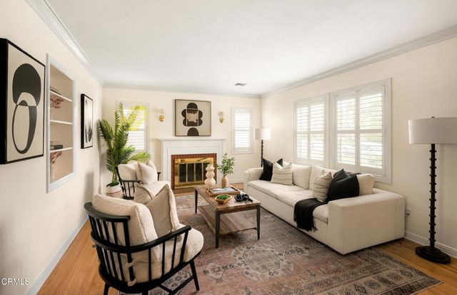 1587 N Harding Avenue, Pasadena, CA 91104