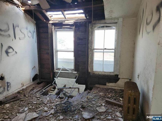 26 Van Orden Place, Hackensack, NJ 07601