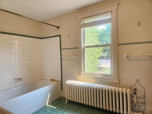 822 MacArthur Ave, Ashland, WI 54806