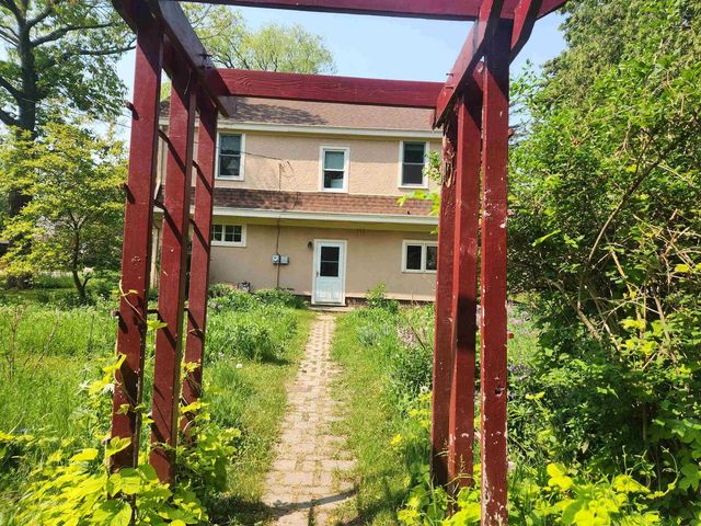 822 MacArthur Ave, Ashland, WI 54806