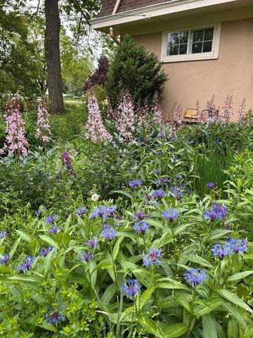 822 MacArthur Ave, Ashland, WI 54806