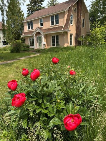 822 MacArthur Ave, Ashland, WI 54806