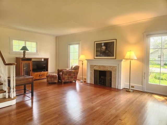 822 MacArthur Ave, Ashland, WI 54806