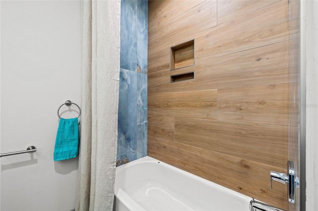 6325 11TH AVENUE S, Gulfport, FL 33707