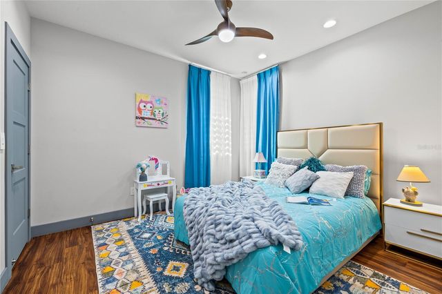 6325 11TH AVENUE S, Gulfport, FL 33707