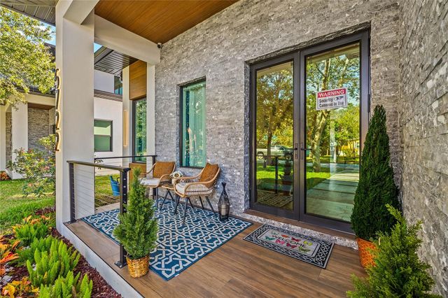 6325 11TH AVENUE S, Gulfport, FL 33707