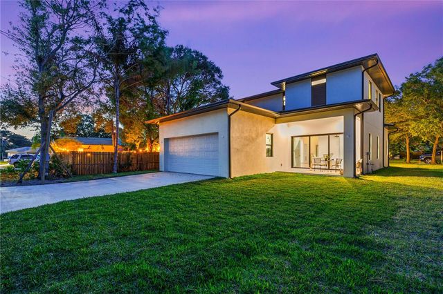 6325 11TH AVENUE S, Gulfport, FL 33707