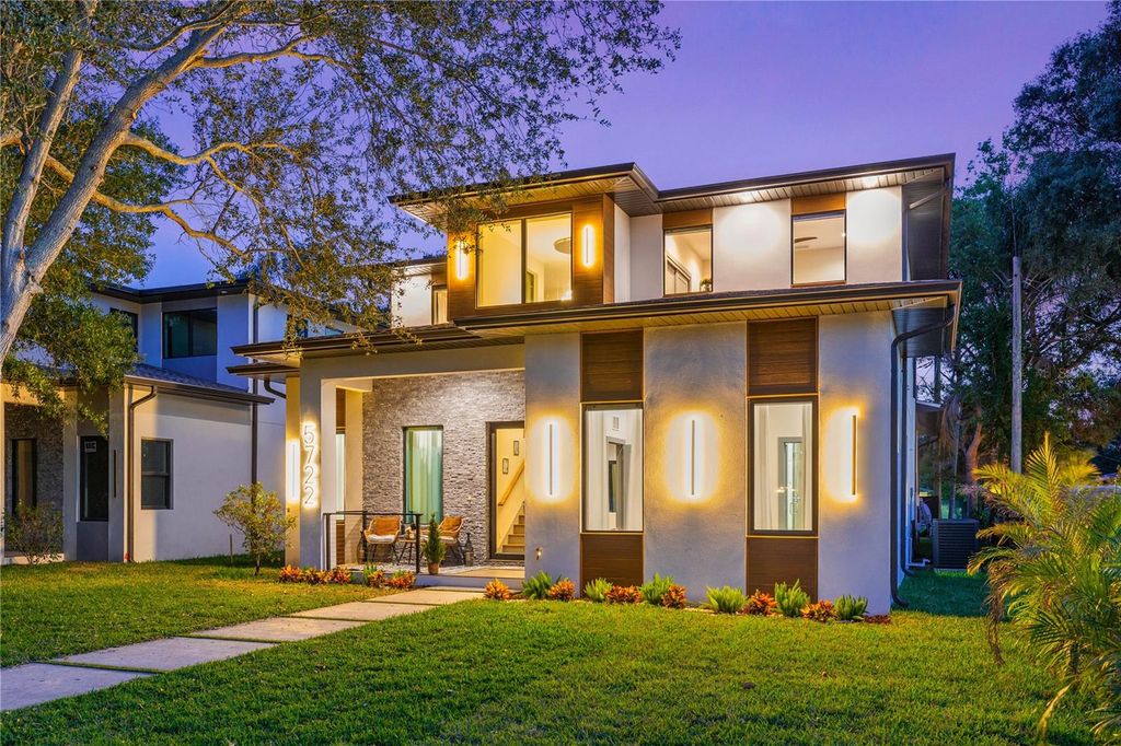 6325 11TH AVENUE S, Gulfport, FL 33707