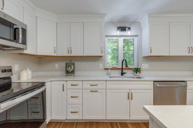 31 Bricketts Mill Road, Hampstead, NH 03841
