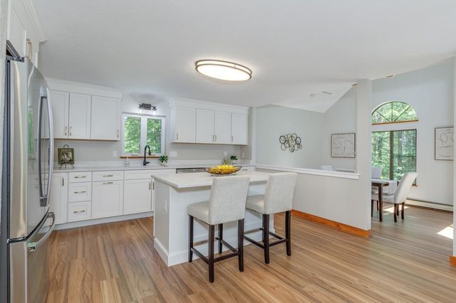 31 Bricketts Mill Road, Hampstead, NH 03841