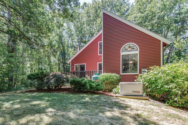 31 Bricketts Mill Road, Hampstead, NH 03841