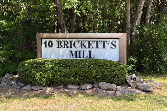 31 Bricketts Mill Road, Hampstead, NH 03841