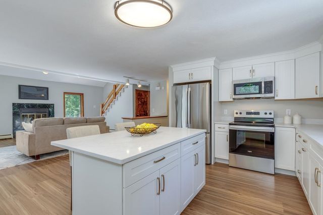 31 Bricketts Mill Road, Hampstead, NH 03841
